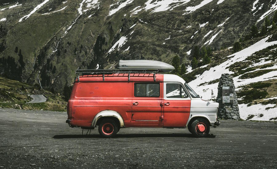 även stora utrymliga bilar och minibussar kan vara i behov av det extra lastutrymme som en takbox ger